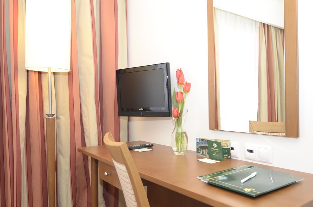 Hotel Cinquentenario & Conference Center Fatima Luaran gambar